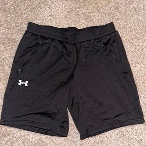 Used - Under Armour- Youth Size YXL - Color Black